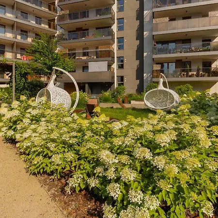 Krasinskiego Comfy Apartament By Renters *